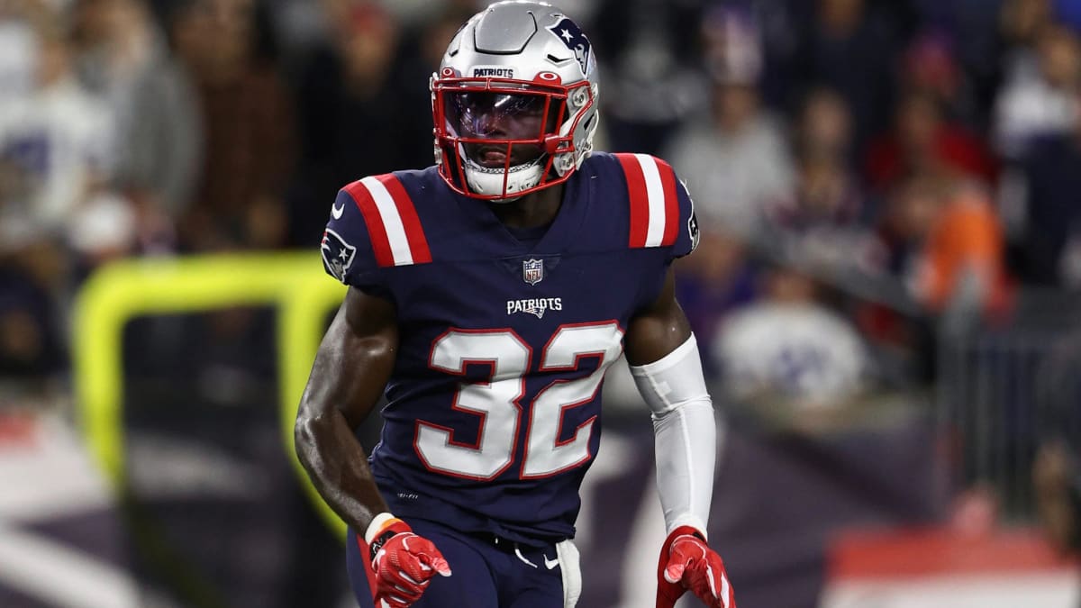 Who's Leader - Still - of New England Patriots Defense? - Sports  Illustrated New England Patriots News, Analysis and More