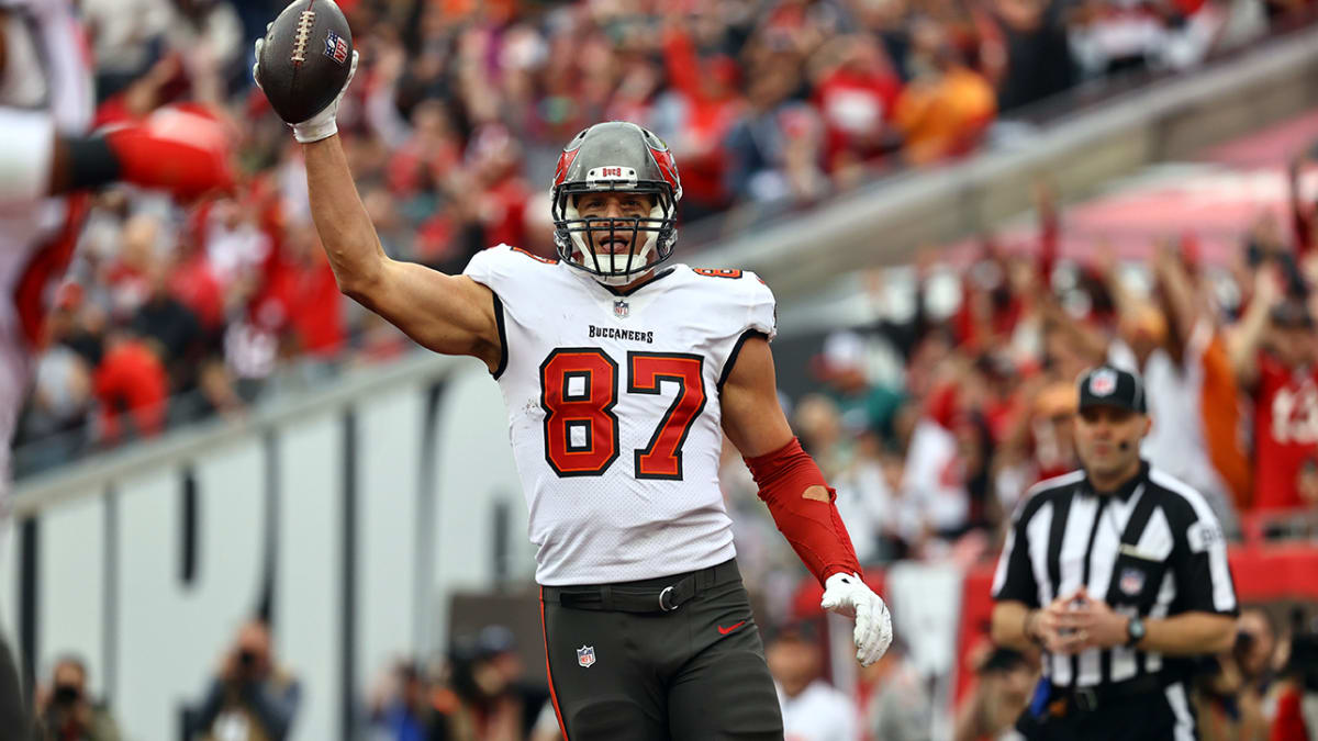 Bucs 'hope' to re-sign Rob Gronkowski - Bucs Nation