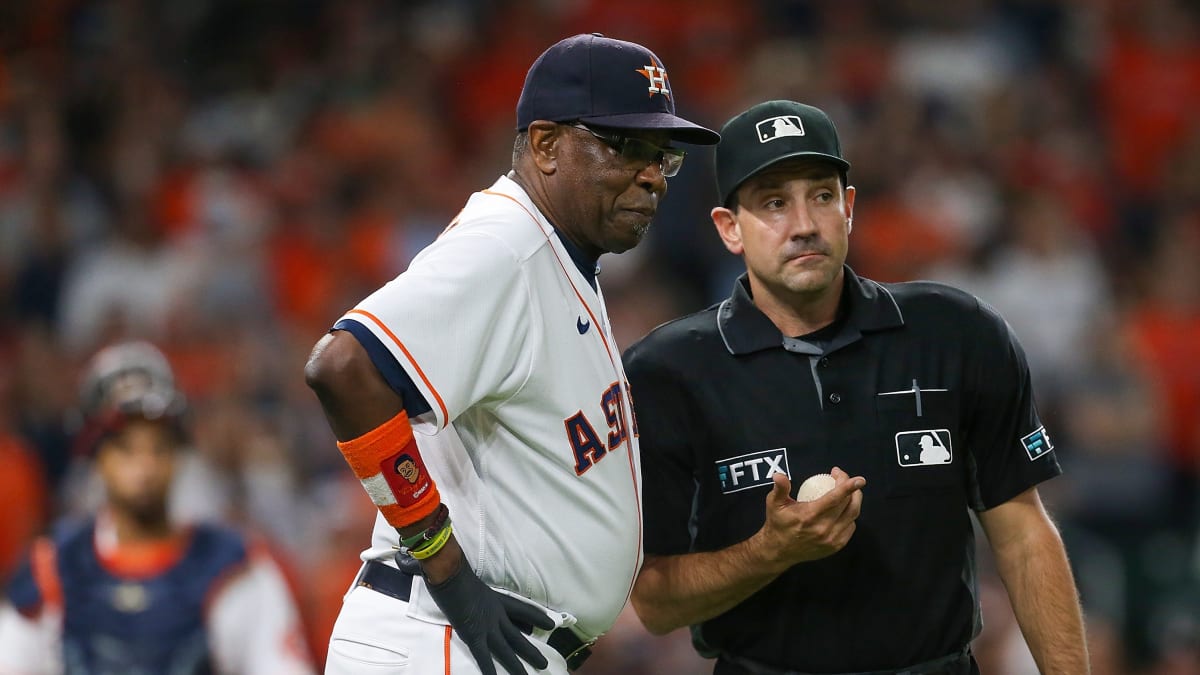 Another Game-Costing Bizarre Umpire's Call Ignites Firestorm of  Controversy, Fuels Calls for Robo Umps - EssentiallySports