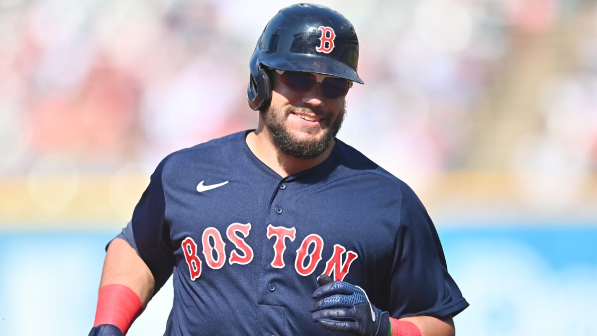 Boston Red Sox slugger Kyle Schwarber becomes free agent - Boston