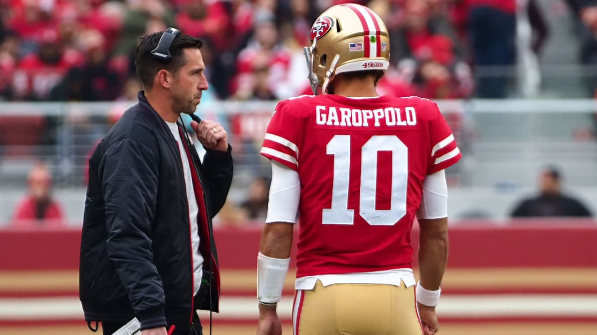 Joe Montana disagrees with Kyle Shanahan's QB decision