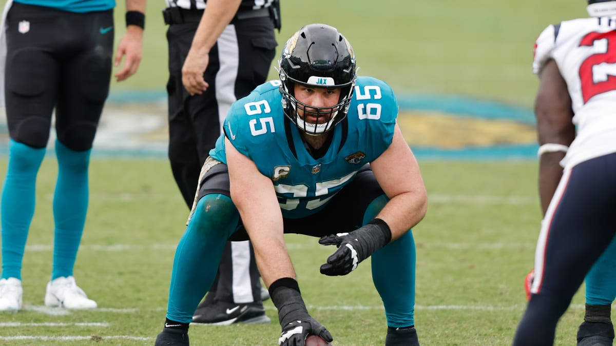 Jaguars coaches see bright future for RG Brandon Linder