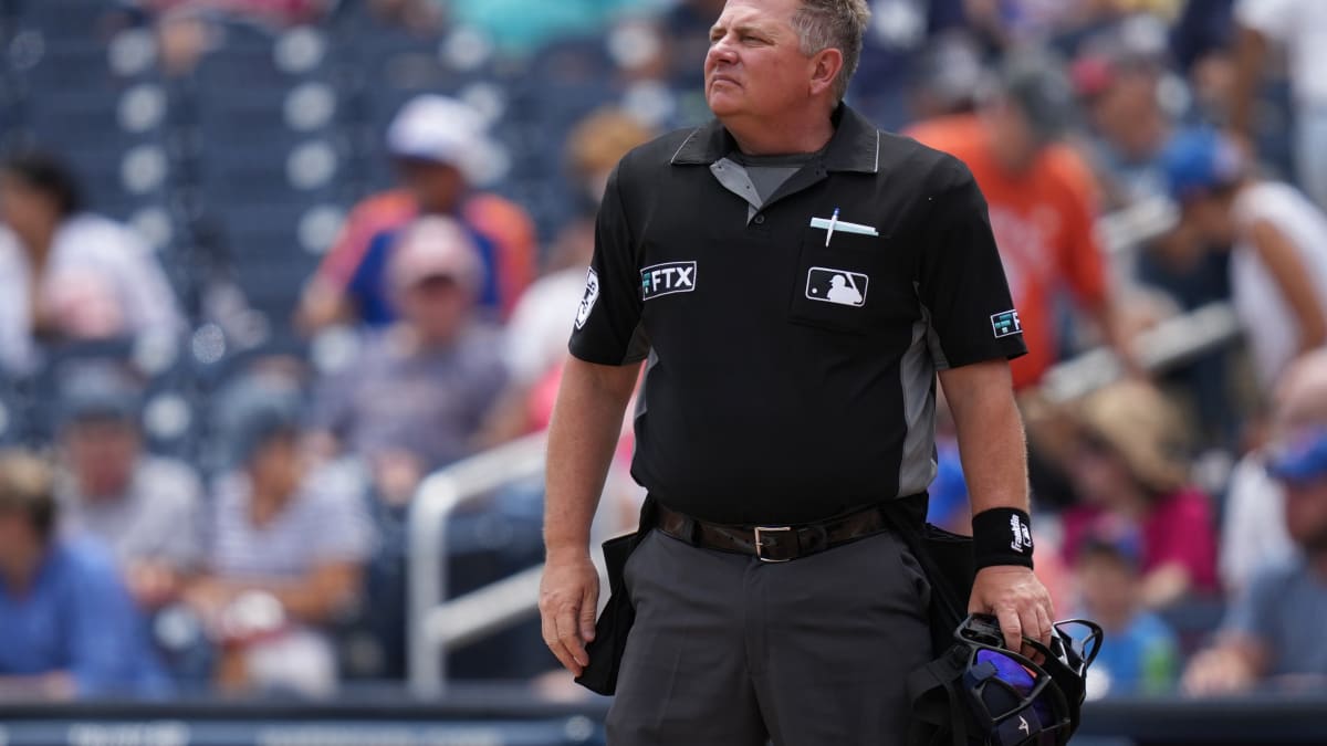 Report: MLB Umpire Crew Chiefs to Wear PA Microphones in 2022