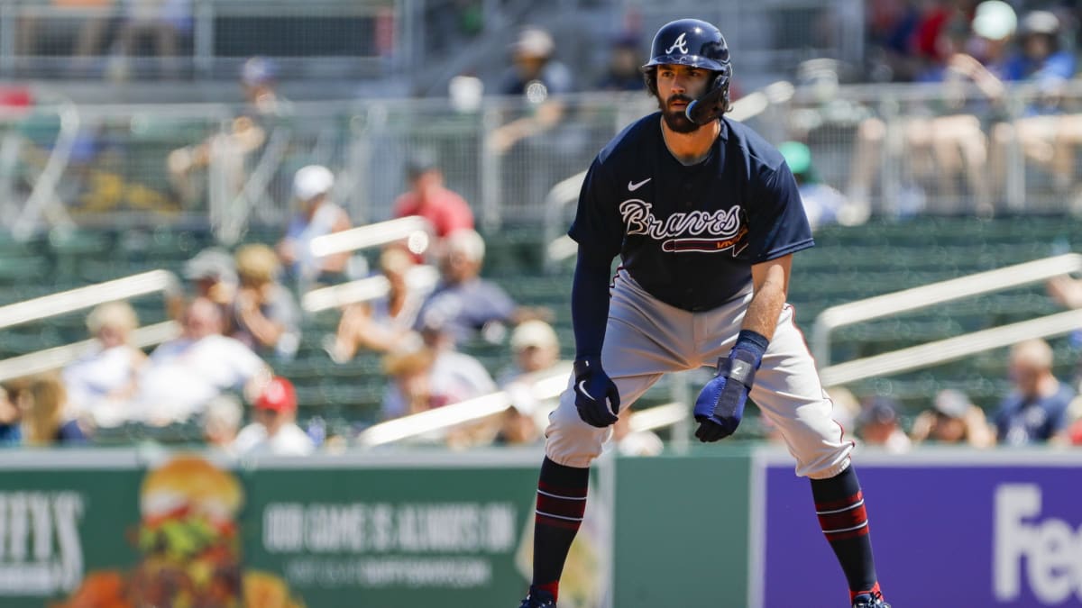 Braves' Dansby Swanson is no Chipper Jones at plate, but they