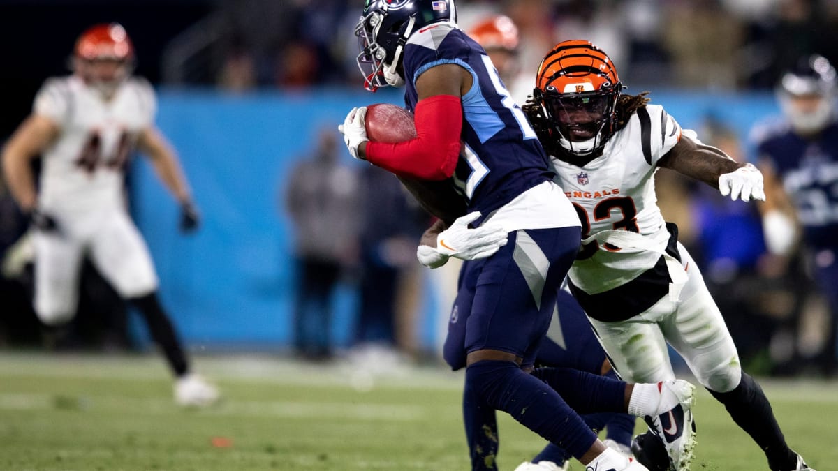 Bengals Re-Sign Tre Flowers