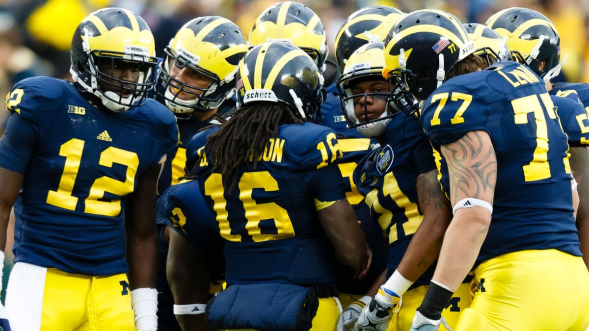 Denard Robinson: Past And Future - Sports Illustrated Michigan Wolverines  News, Analysis and More