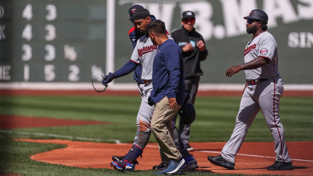 Report: Twins' Byron Buxton Likely out a Week with Knee Injury; No