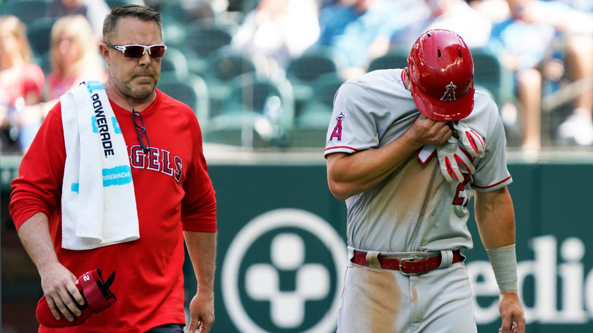 LA Angels Star Fielder Mike Trout Experiences Fan Moment From Rangers  Supporter Team OpTic - It's unreal - EssentiallySports