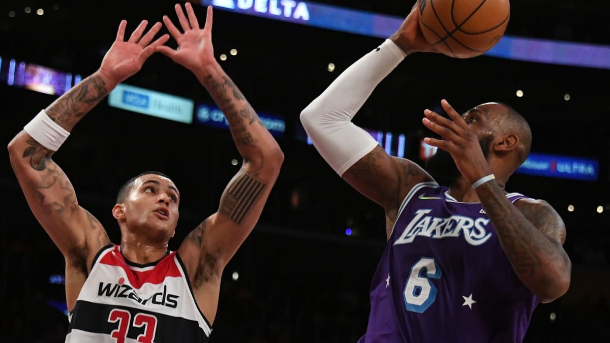 Kyle Kuzma reflects on his Career After Banner Ceremony – Los Angeles  Sentinel