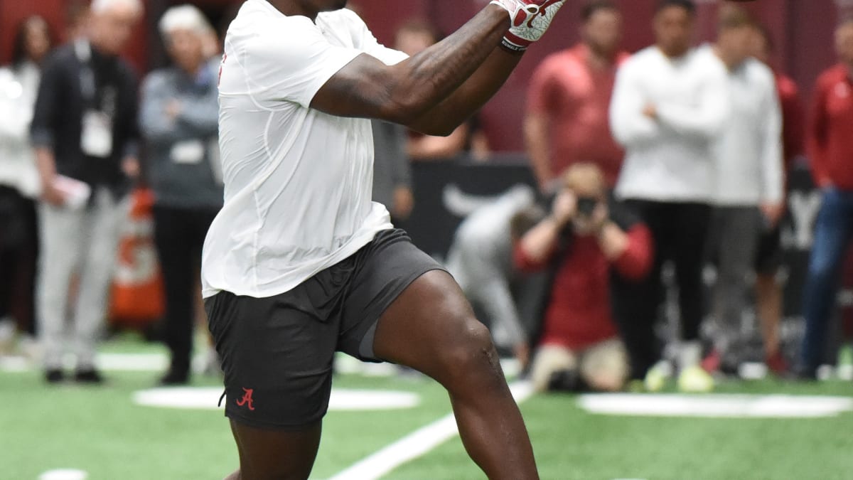 LB Christian Harris (Alabama) Runs a 4.44 40-Yard Dash at the 2022