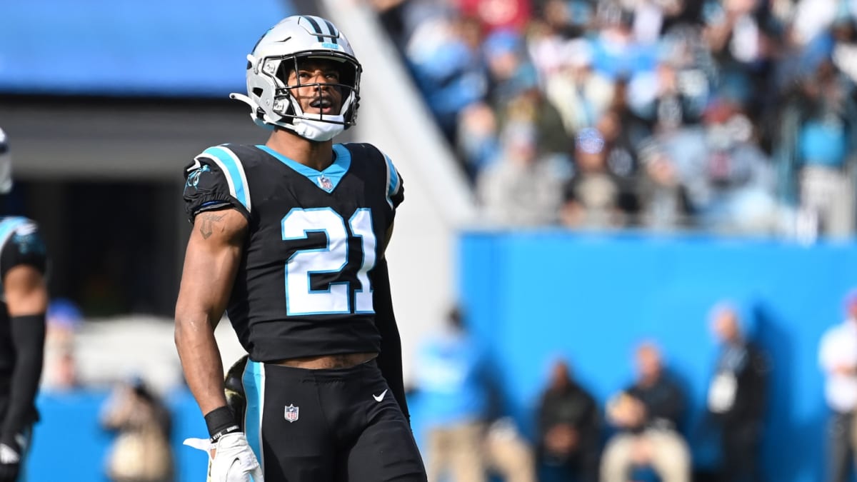 Here's What the Carolina Panthers Are 'Changing' to the Uniforms - Sports  Illustrated Carolina Panthers News, Analysis and More