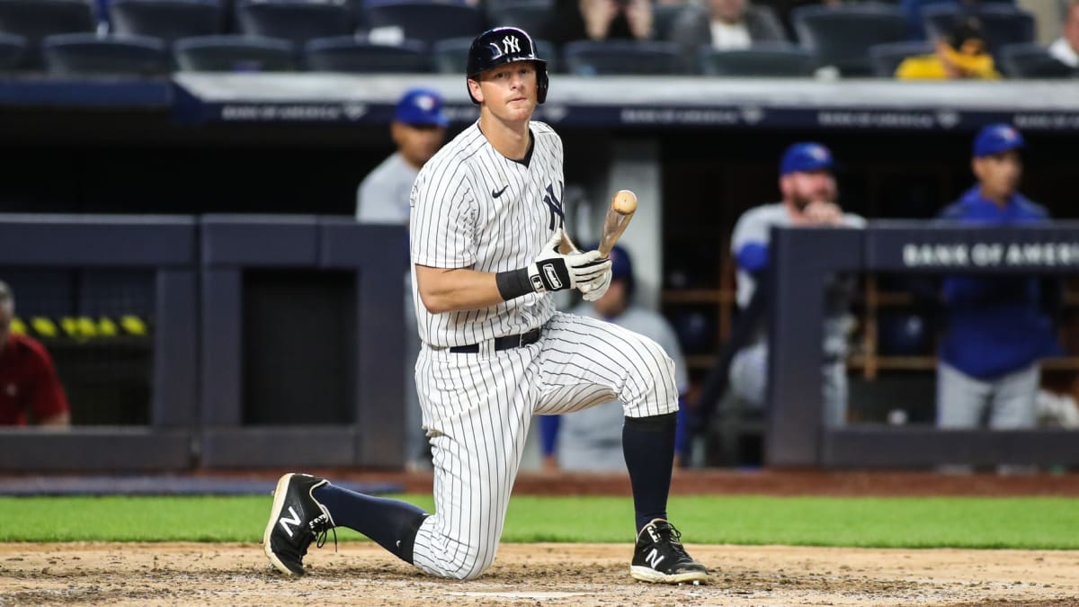 DJ LeMahieu Off to Yet Another Hot Start in April