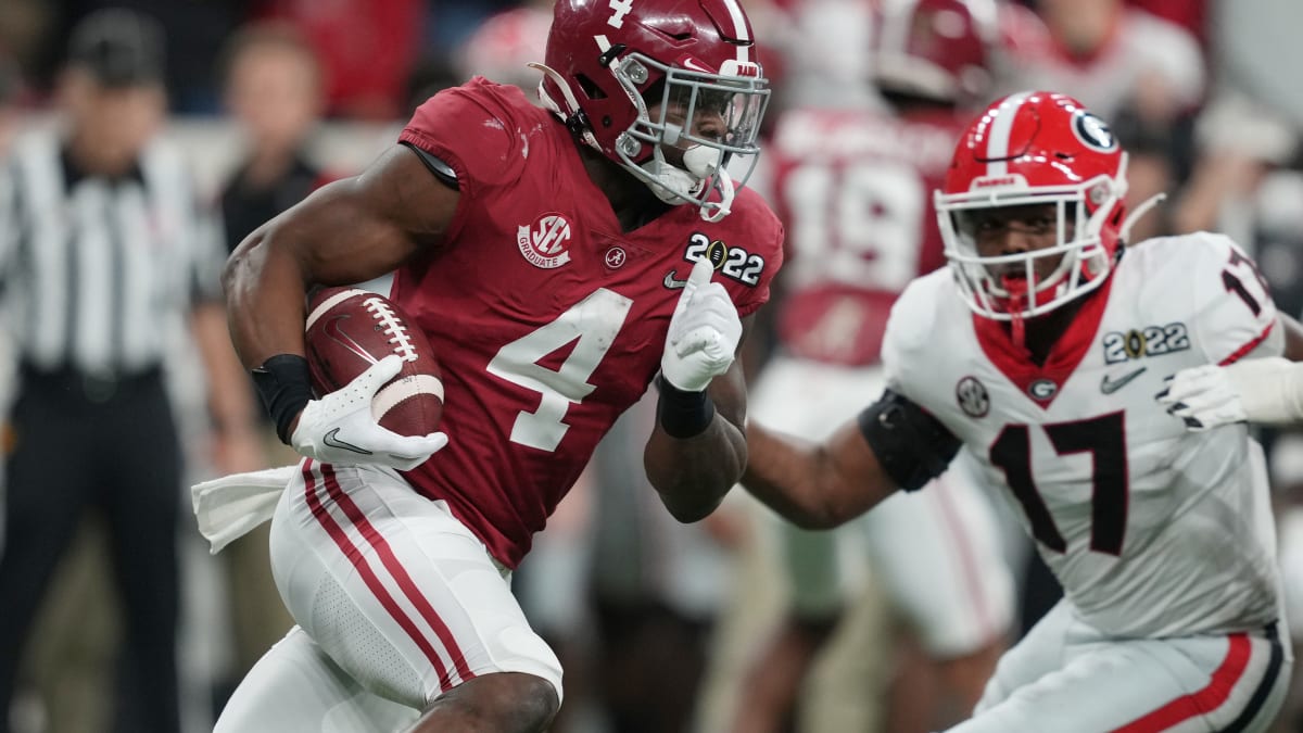 Now a Veteran, Brian Robinson Jr. Hopes to Become a More Complete RB in  2021 - Sports Illustrated Alabama Crimson Tide News, Analysis and More