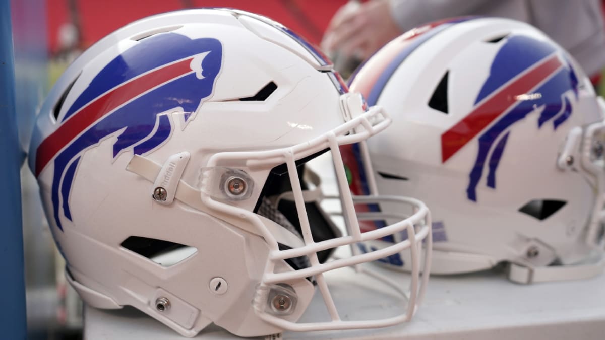 Buffalo Bills CB Christian Benford Injured vs. Miami Dolphins - Tracker -  Sports Illustrated Buffalo Bills News, Analysis and More