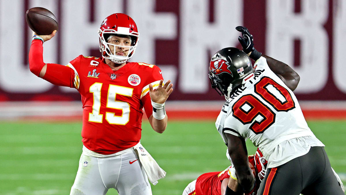 Patrick Mahomes contract extension sets new precedent for NFL quarterback  contracts - Revenge of the Birds