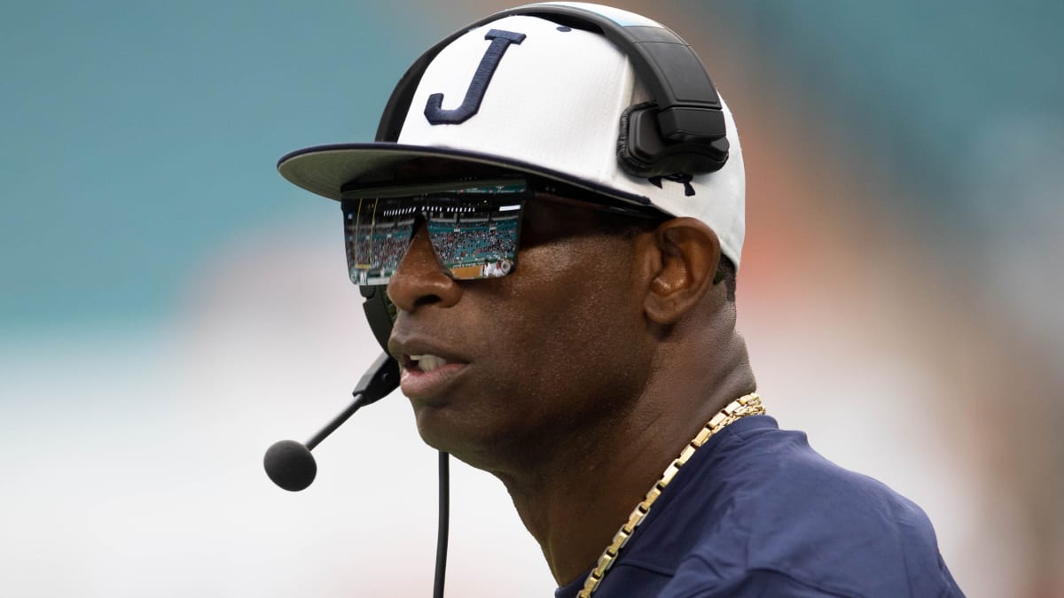 Deion Sanders Launches College Football's Loudest and Most Extreme Makeover  - WSJ