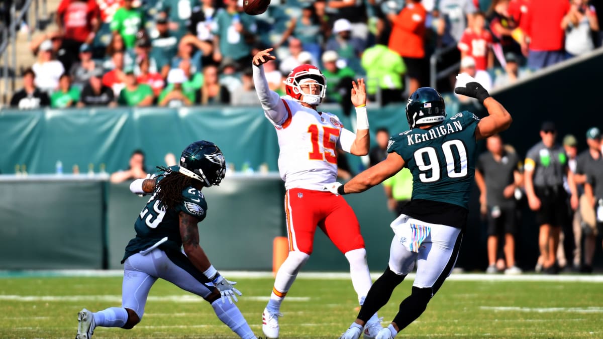 How to Watch KC Chiefs' Patrick Mahomes in Netflix's 'Quarterback' Series -  Sports Illustrated Kansas City Chiefs News, Analysis and More