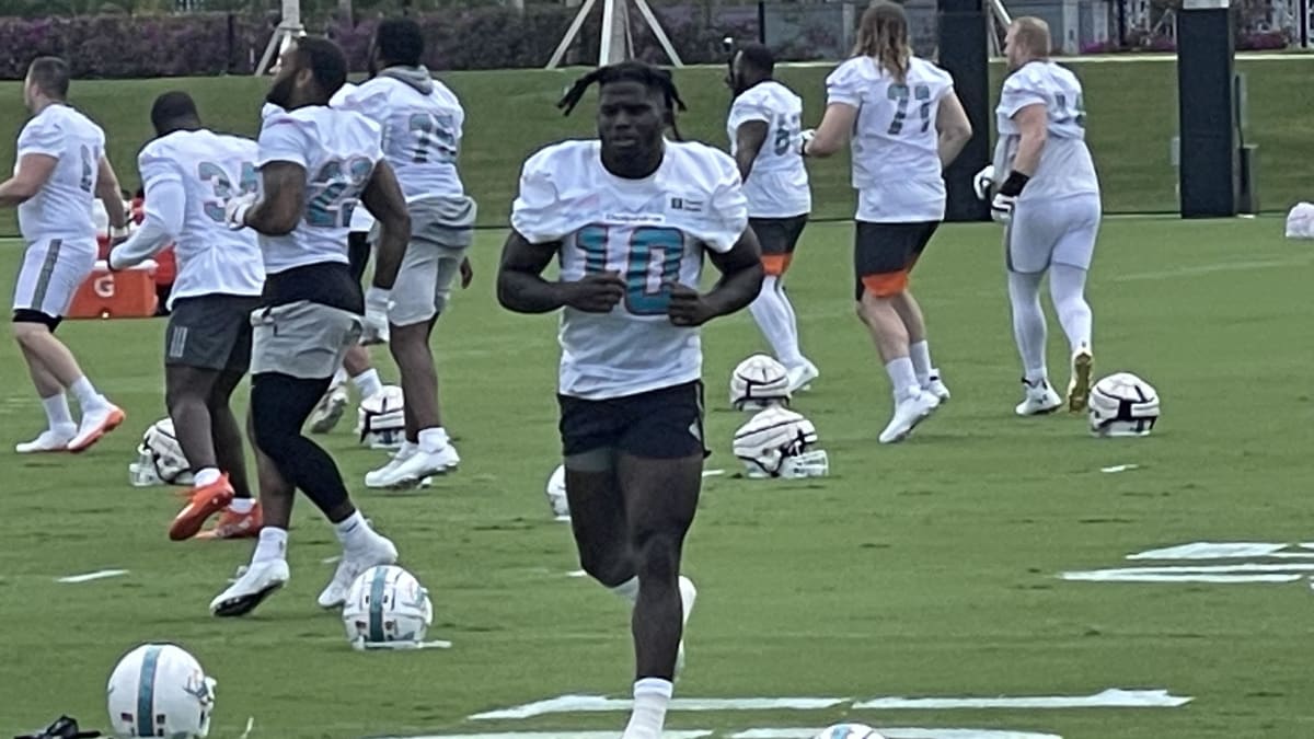 Miami Dolphins 2022 Review: WR Tyreek Hill - Sports Illustrated Miami  Dolphins News, Analysis and More