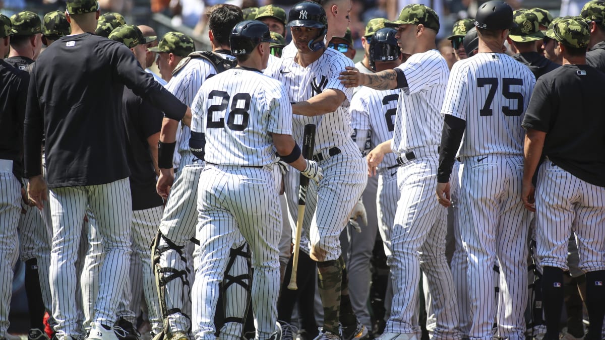 Yankees No Match for Sox, 8–0 Sale, by Chicago White Sox