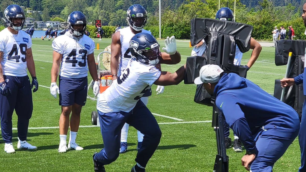 Seahawks 2022 Training Camp Preview: Will Reinforced Pass Rush Wreak Havoc  in New Scheme? - Sports Illustrated Seattle Seahawks News, Analysis and More