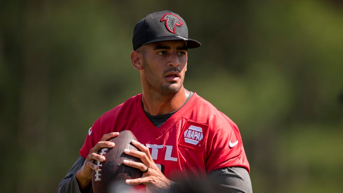 Marcus Mariota earns a little dark horse buzz for Comeback Player of the  Year - The Falcoholic