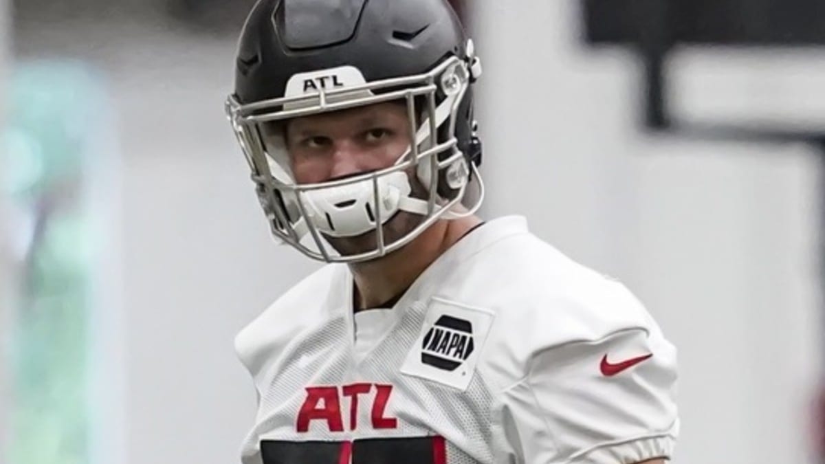 Anthony Firkser a Voice of Experience for the Atlanta Falcons - Sports  Illustrated Tennessee Titans News, Analysis and More