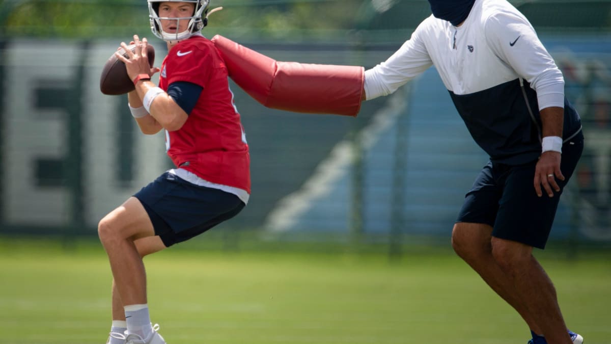 Tennessee Titans players join list of NFL teams to opt out of voluntary  offseason workouts - Music City Miracles