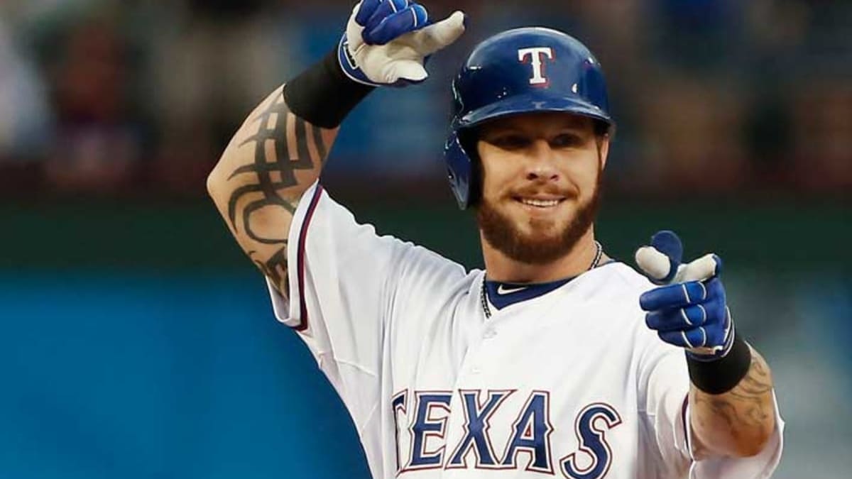 Josh Hamilton back to write another chapter in Texas
