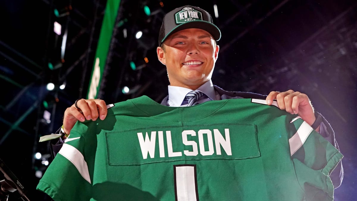 New York Jets pick Justin Fields over Zach Wilson in re-draft of 2021 NFL  Draft - Sports Illustrated New York Jets News, Analysis and More