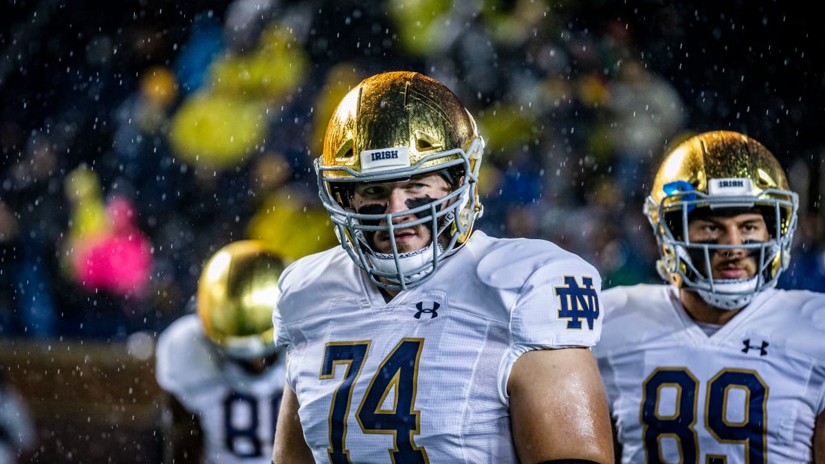 October 9, 2022, East Rutherford, New Jersey, USA: Miami Dolphins offensive  tackle Liam Eichenberg