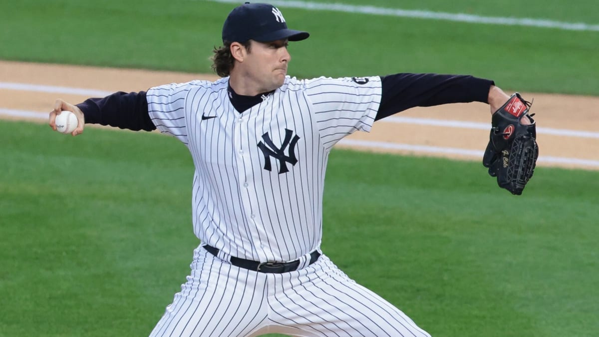 Gerrit Cole, Yankees' offense excel in 12-3 Game 1 victory over