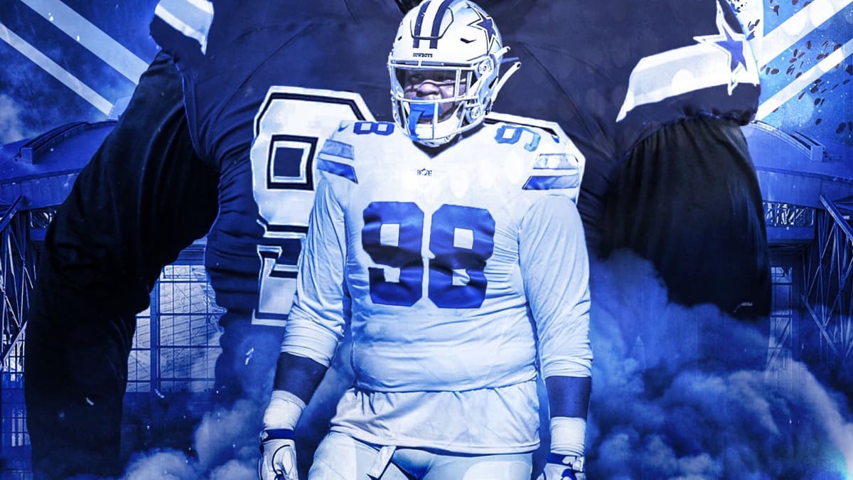 ARLINGTON, TX - OCTOBER 02: Dallas Cowboys Defensive Tackle Quinton Bohanna  (98) exits the game