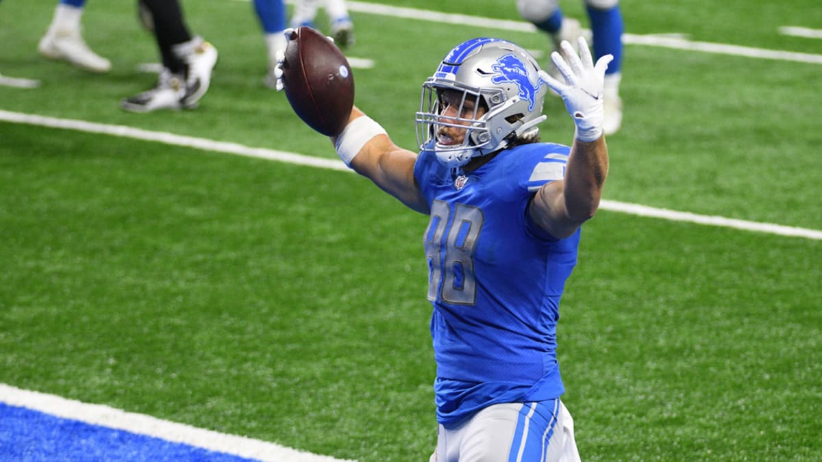 NFL execs offer some praise for Hockenson, Tavai picks by the Lions