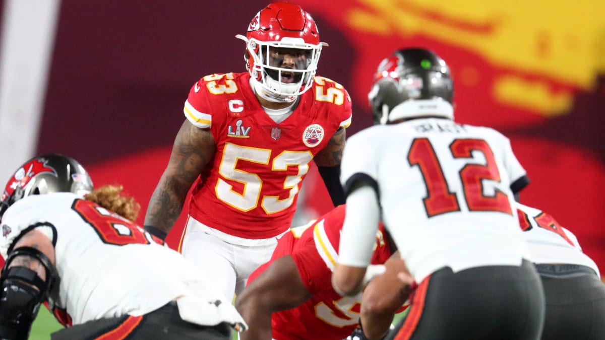 Kansas City Chiefs: Anthony Hitchens is a steal at 9 million per year