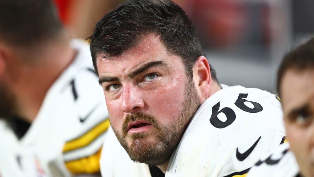 David DeCastro Pleased With First-Team's Execution Out Of No Huddle -  Steelers Depot