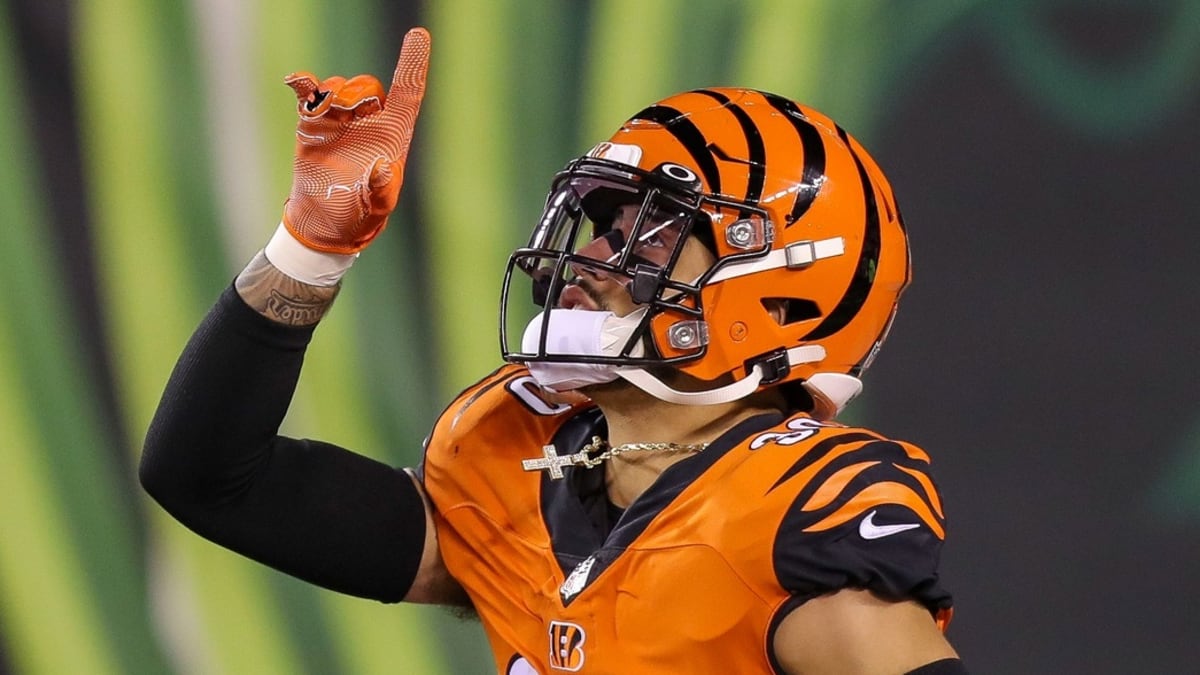 Cincinnati Bengals safety Jessie Bates Plans to Play 'Pissed Off' After Not  Agreeing to Extension - Sports Illustrated Cincinnati Bengals News,  Analysis and More