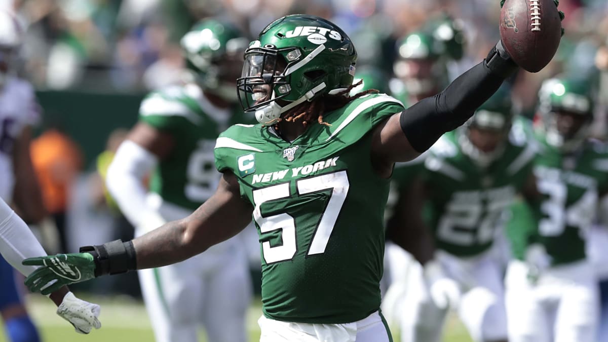 East Rutherford, New Jersey, USA. 8th Sep, 2019. New York Jets inside  linebacker C.J. Mosley (57) intercepts a pass and runs it in fora touchdown  during a NFL game between the Buffalo