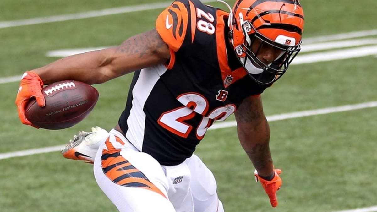 Replying to @uc_highlights Cincinnati Bengals 70 points? Joe Mixon fou