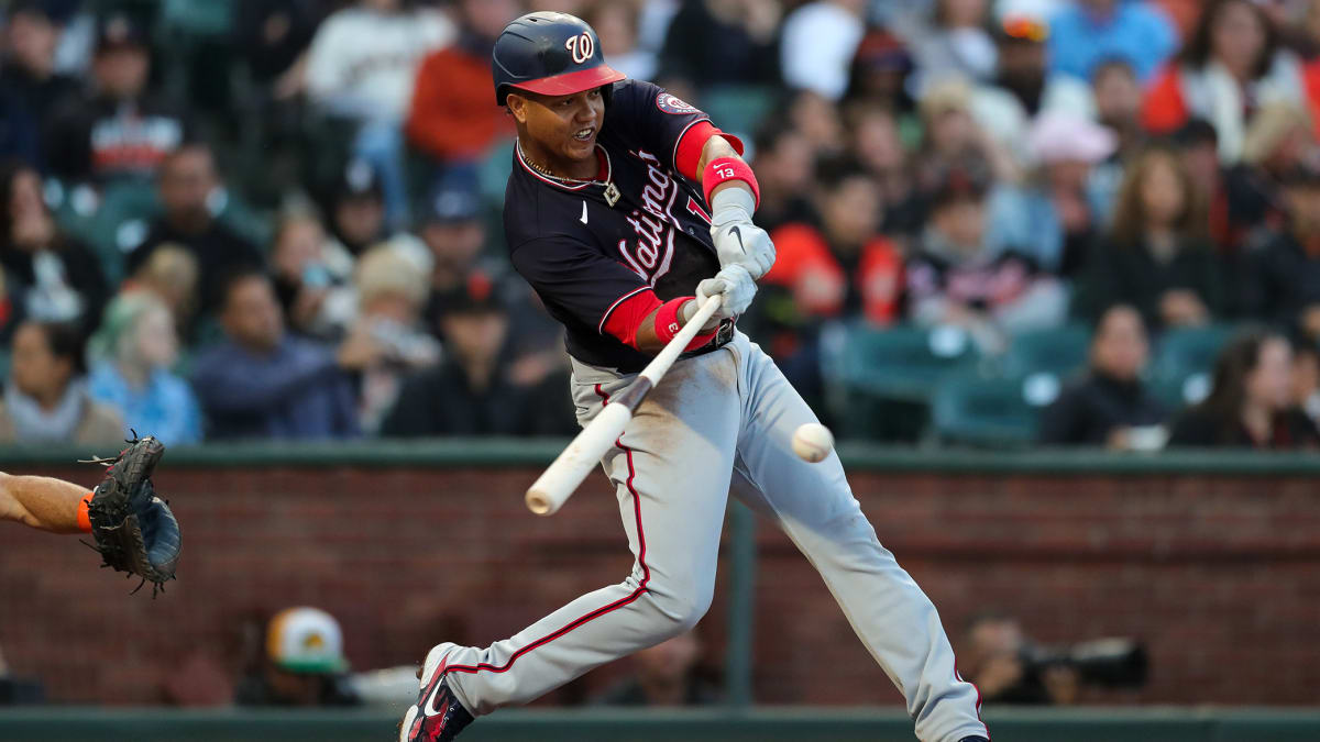 Starlin Castro is reunited with Dave Martinez