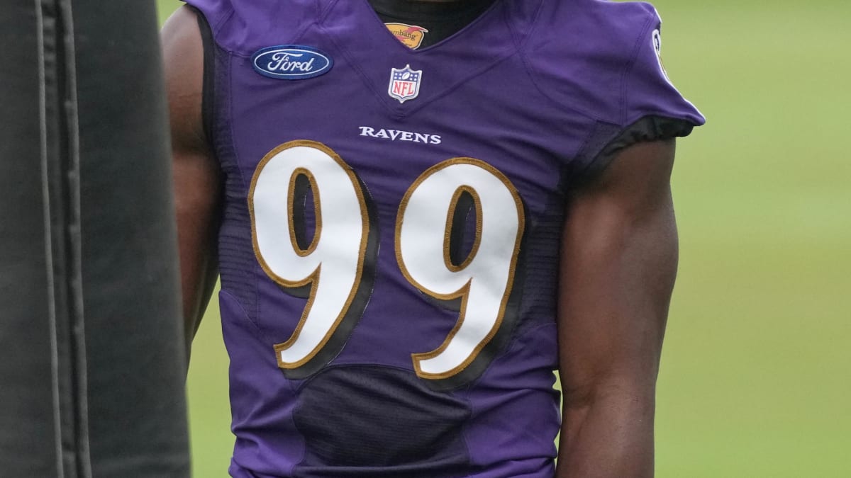 Baltimore Ravens linebacker Odafe Oweh (99) walks off the field after an  NFL football game against the New York Giants Sunday, Oct. 16, 2022, in  East Rutherford, N.J. (AP Photo/Adam Hunger Stock