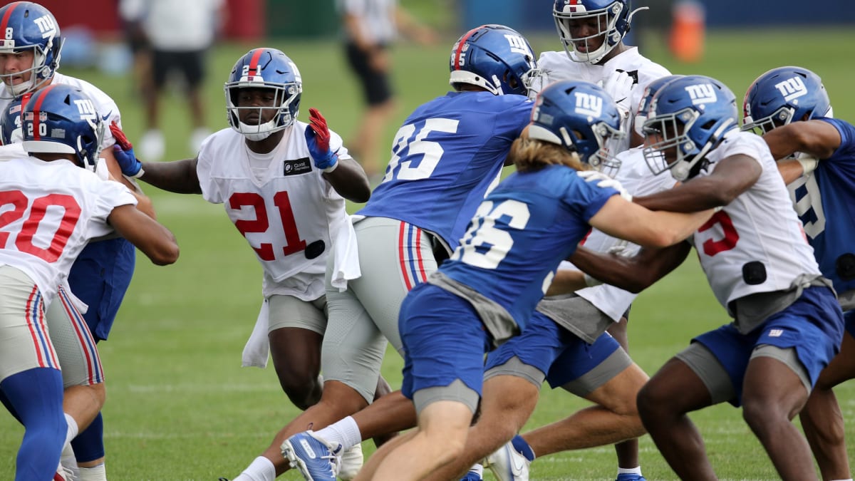 New York Giants Training Camp Practice Report Day 4: Takeaways and  Observations - Sports Illustrated New York Giants News, Analysis and More