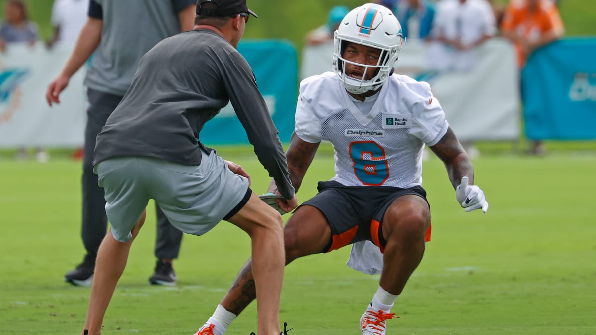 Who's impressing, disappointing in Dolphins training camp