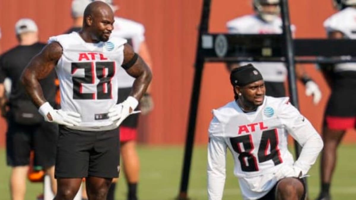 Falcons: Can Cordarrelle Patterson withstand a full season as the  change-of-pace RB behind Mike Davis? 