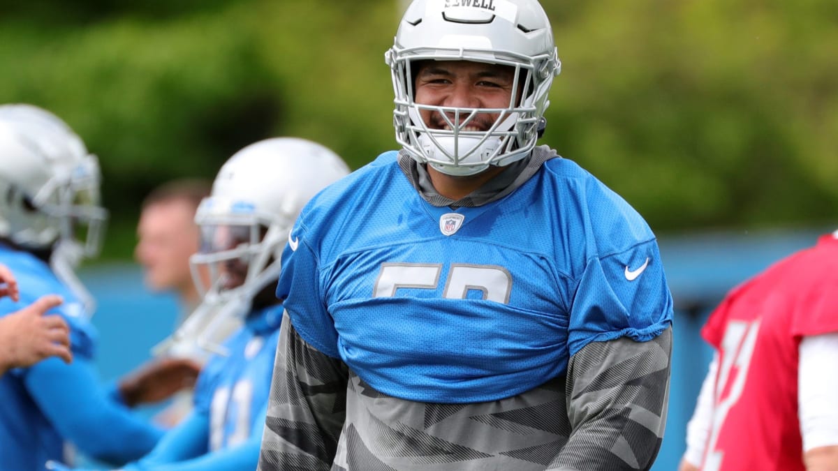 Lions OT Penei Sewell Enters Concussion Protocol During Camp