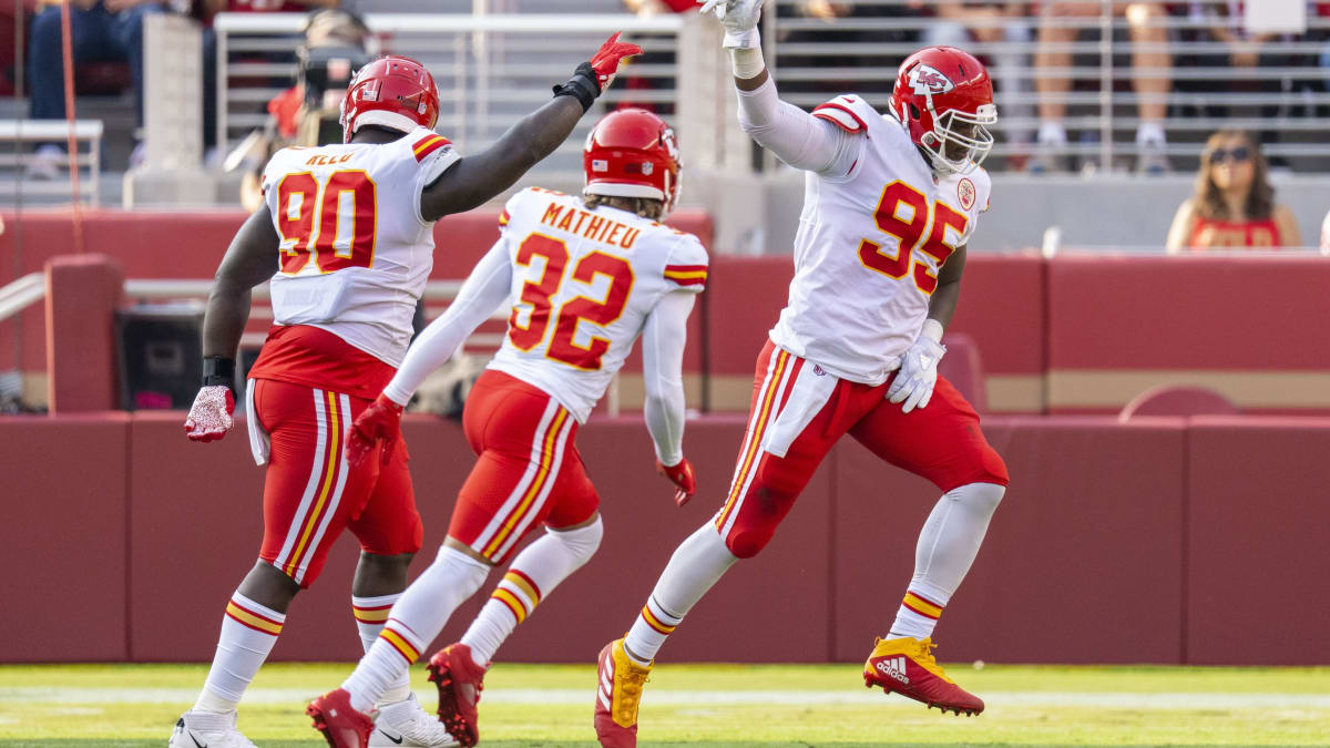 The Kansas City Chiefs Still Have a Ton of Work to Do at Defensive End -  Sports Illustrated Kansas City Chiefs News, Analysis and More