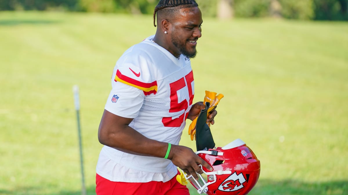 Does a Frank Clark Return to the Kansas City Chiefs Make Sense? - Sports  Illustrated Kansas City Chiefs News, Analysis and More