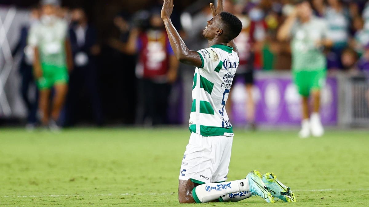 Santos Laguna Vs Juarez Live Stream Watch Online Tv Channel Start Time Sports Illustrated What S On Tv Your Guide To Streaming [ 675 x 1200 Pixel ]