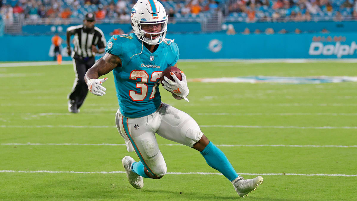 Miami Dolphins Unveil Uniform Numbers - Sports Illustrated Miami