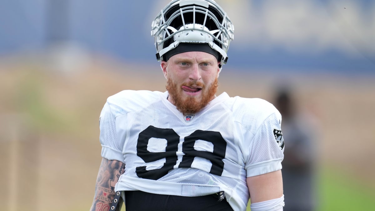 Emotional Maxx Crosby emotional on first Pro Bowl - Sports