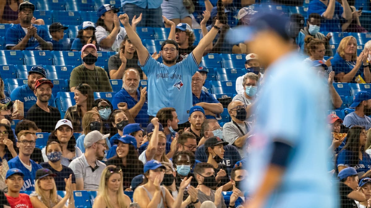 As Crowds Grow for the Toronto Blue Jays, So Does Rowdy Behavior